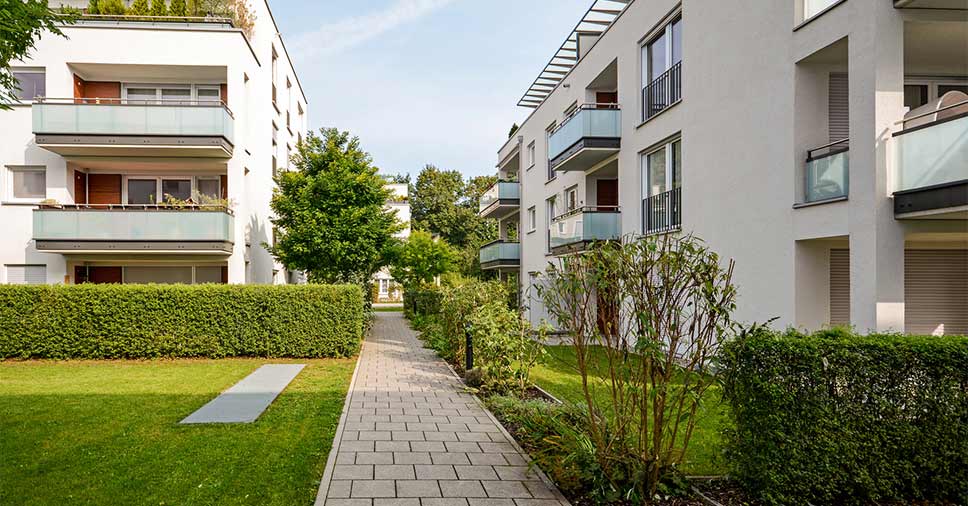 Condomínio residencial com áreas verdes